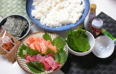 手巻き寿司と海鮮丼