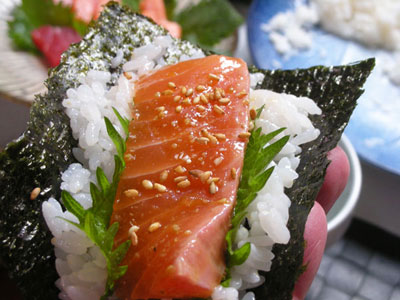 手巻き寿司と海鮮丼