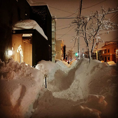 “札幌は大雪”